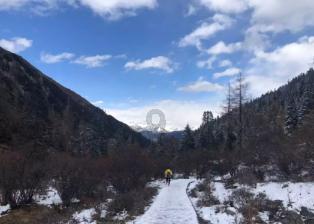 茅台构筑绿色发展底色——从紫红泥讲起