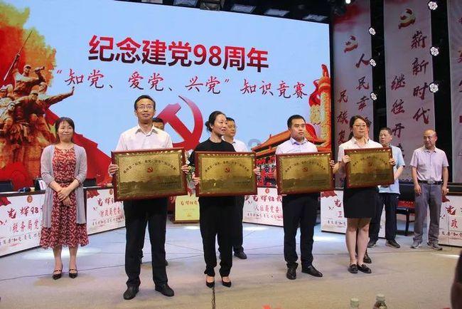 喜庆锣鼓“敲”出火红日子