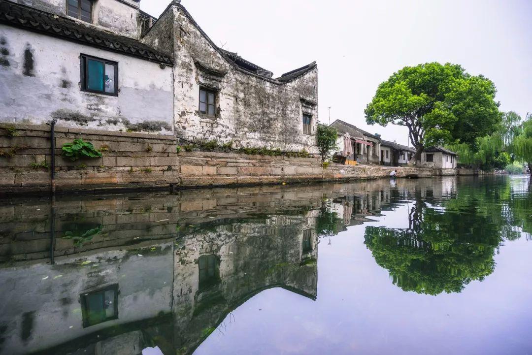 南通开发区法院召开“年度十大特色亮点工作”发布会